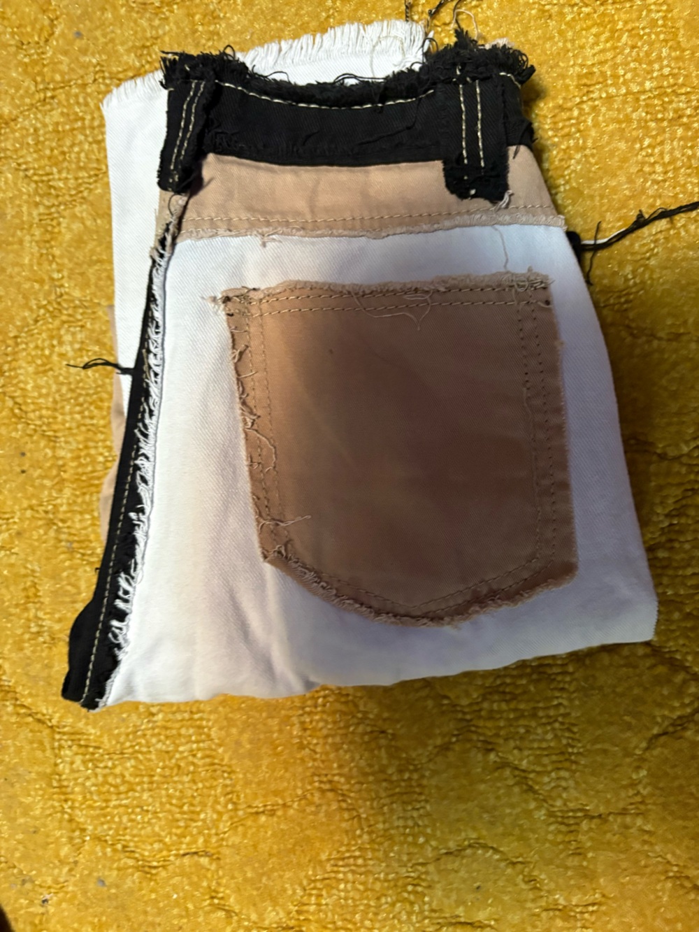 Women’s Straight Leg Jeans in Beige and White - Unbranded